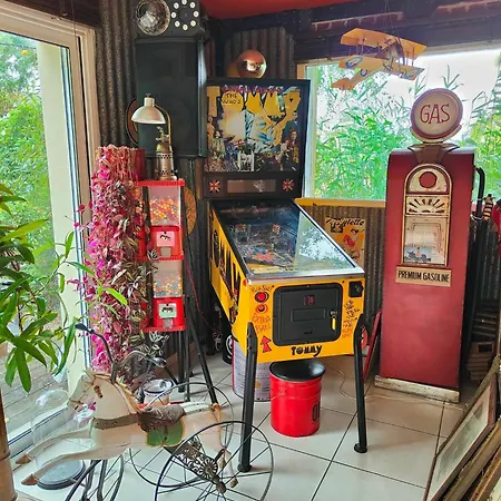 Bed and breakfast La Maison Bric Et Broc *